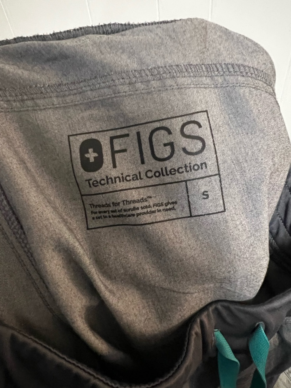 Figs Technical Collection Scrub Set - Picture 4 of 6